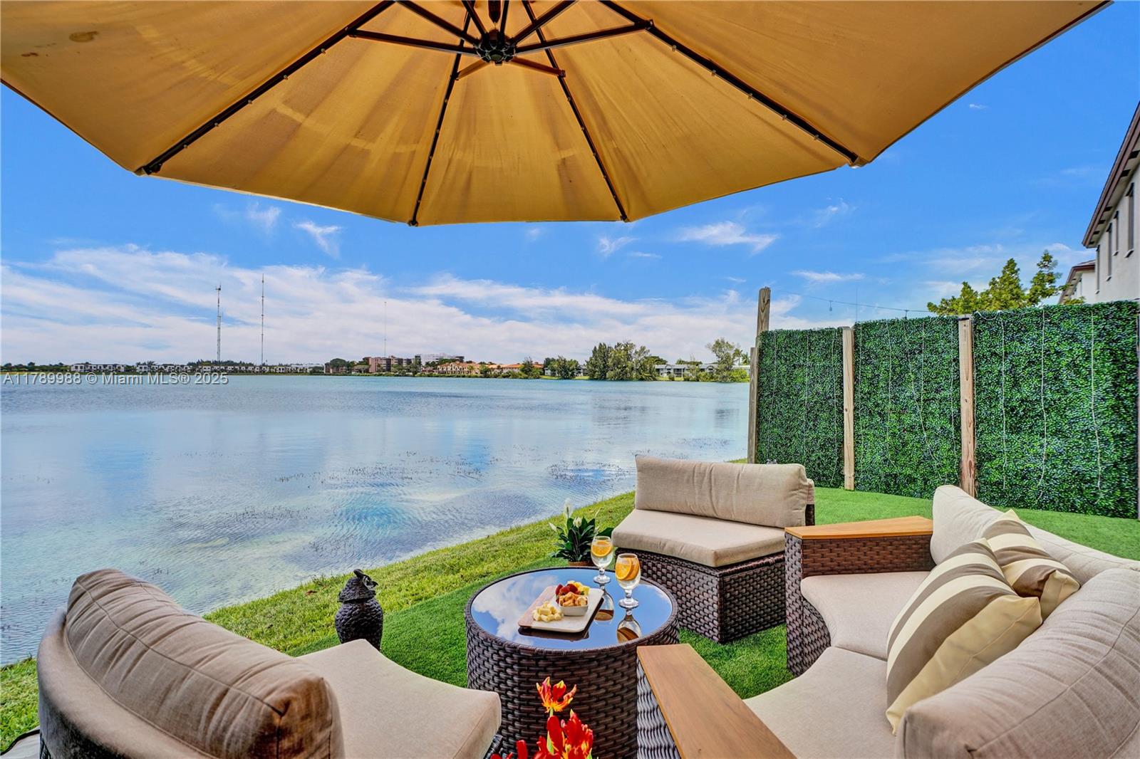Miami, Florida, 33179, United States, 3 Bedrooms Bedrooms, ,3 BathroomsBathrooms,Residential,For Sale,1784236