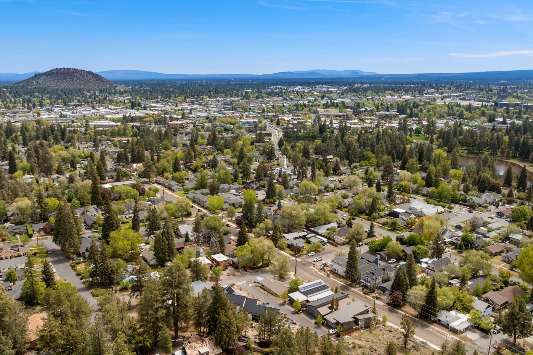  628 NW Portland Avenue Bend, OR 97703 - 物件實景