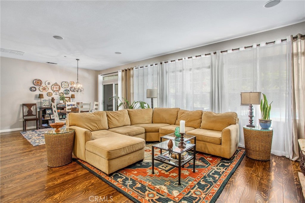 Redlands, California, 92373, United States, 5 Bedrooms Bedrooms, ,4 BathroomsBathrooms,Residential,For Sale,1983103