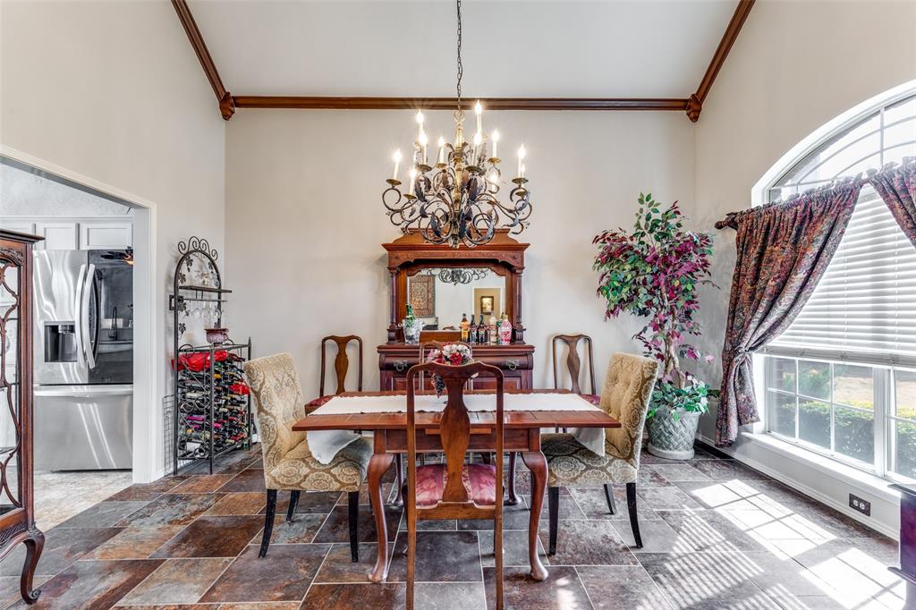 Carrollton, Texas, 75010, United States, 4 Bedrooms Bedrooms, ,4 BathroomsBathrooms,Residential,For Sale,2019559