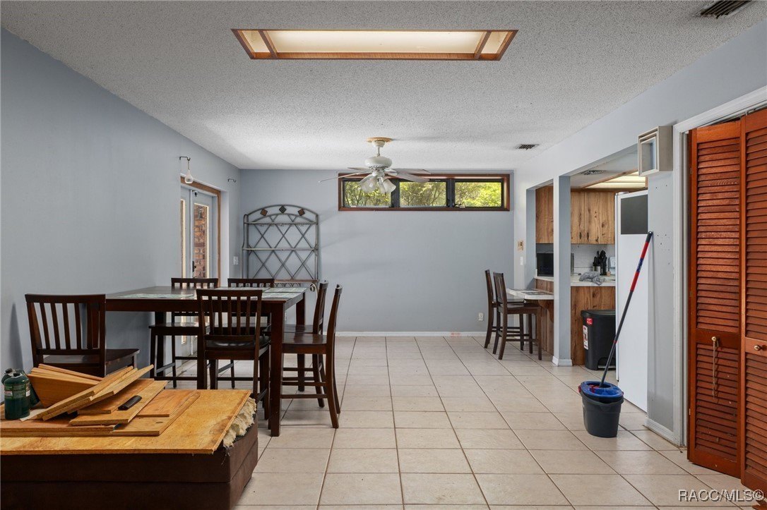 Inverness, Florida, 34453, United States, 6 Bedrooms Bedrooms, ,4 BathroomsBathrooms,Residential,For Sale,1975798