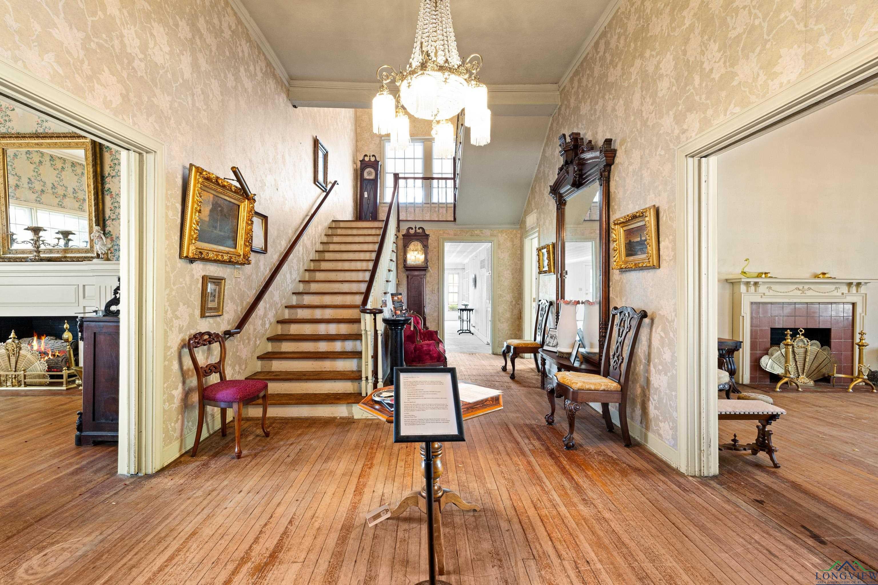 Jefferson, Texas, 75657, United States, 5 Bedrooms Bedrooms, ,5 BathroomsBathrooms,Residential,For Sale,1978271