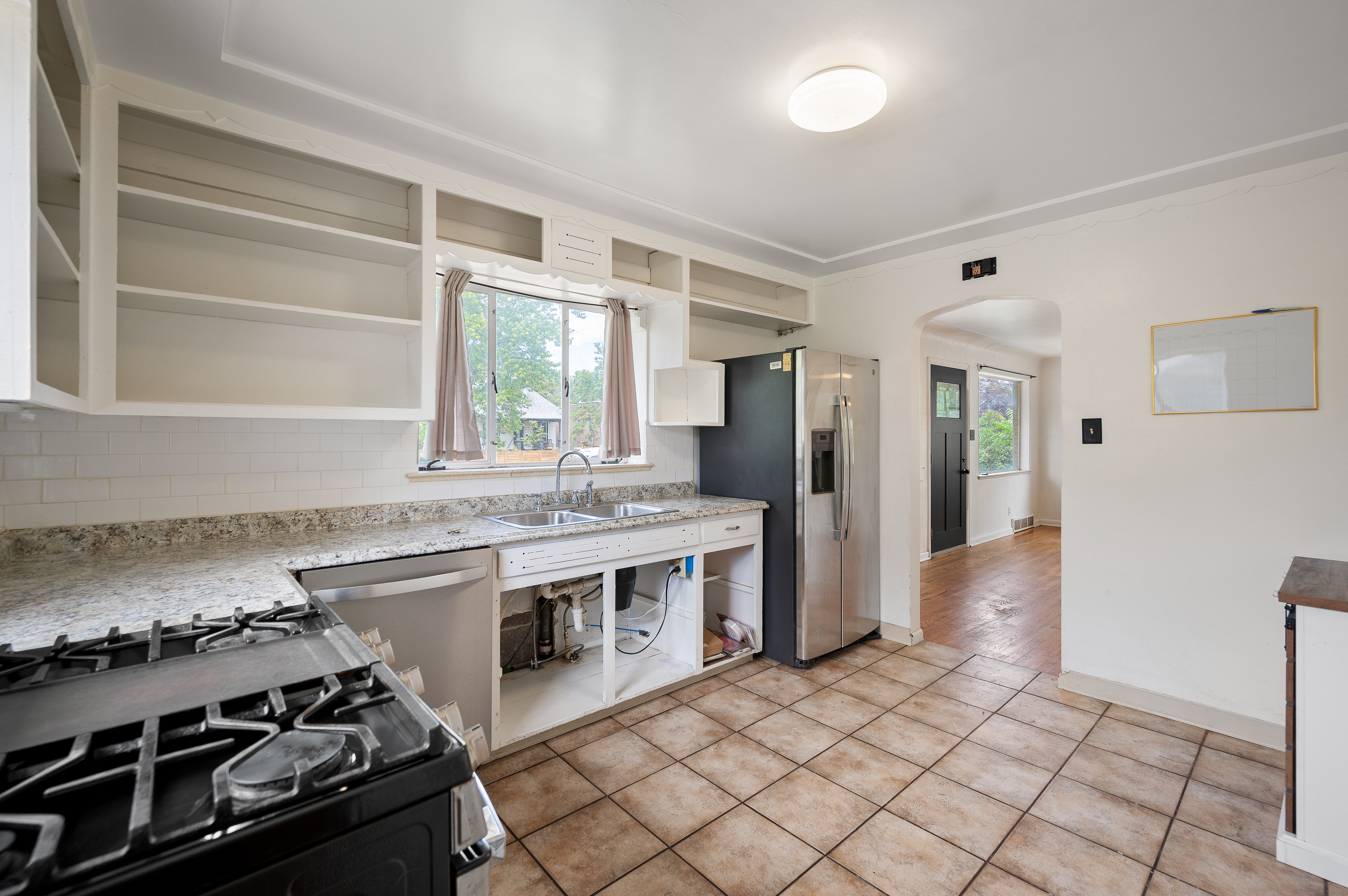  Charming Up/Down Duplex In Beloved Sunnyside - 物件實景