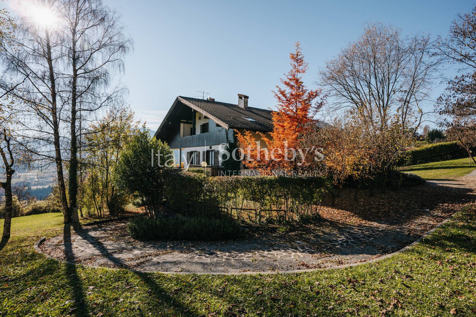  Mountain villa with park and panoramic view - 物件實景