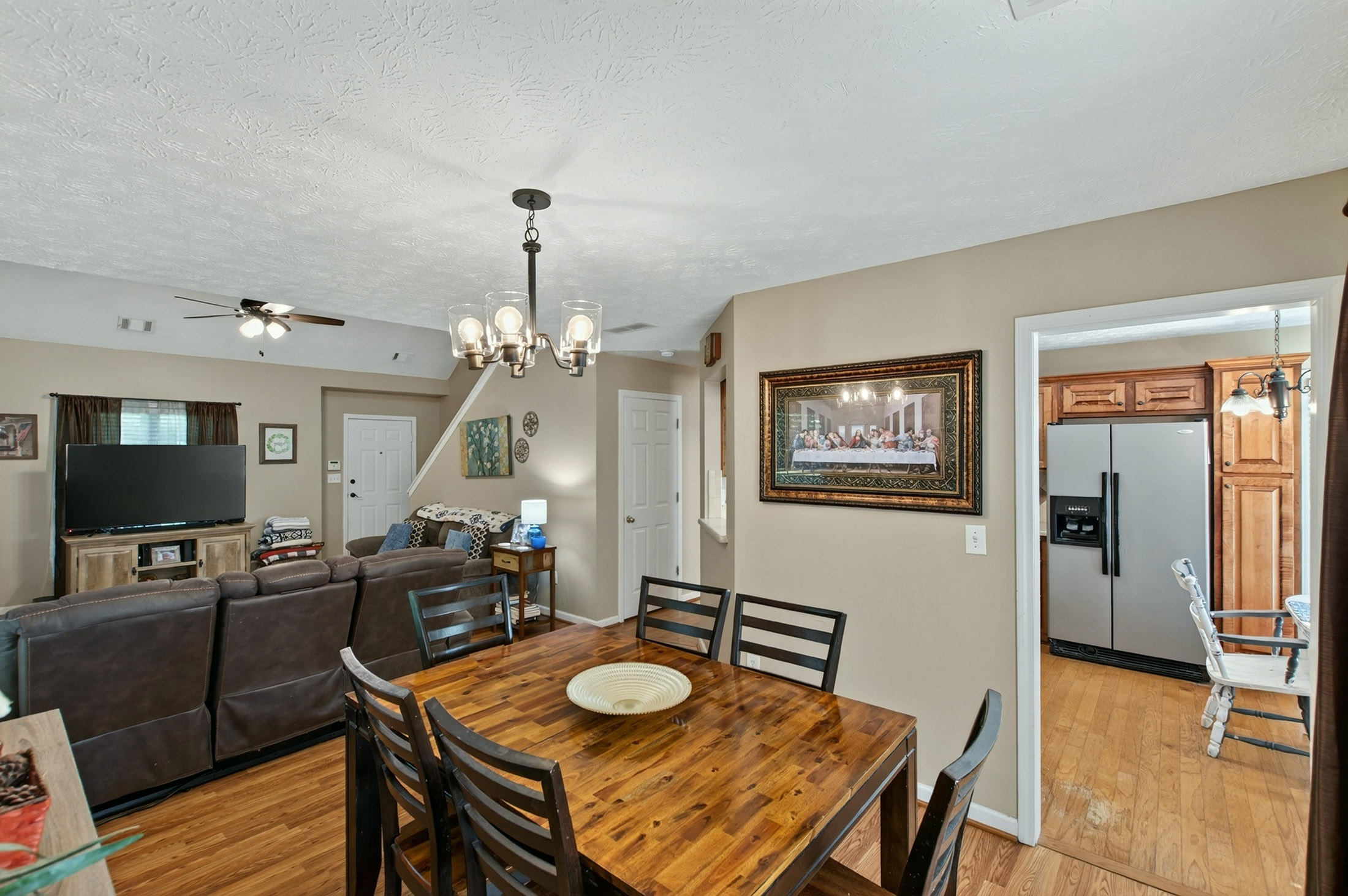  Charming Home on an Expansive 2.8+/- Acre Corner Lot - 物件實景