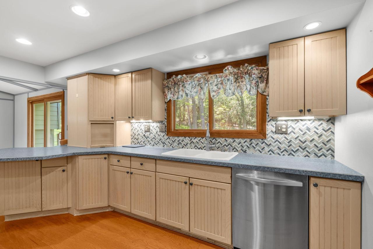 Green Lake, Wisconsin, 54941, United States, 4 Bedrooms Bedrooms, ,3 BathroomsBathrooms,Residential,For Sale,2048253
