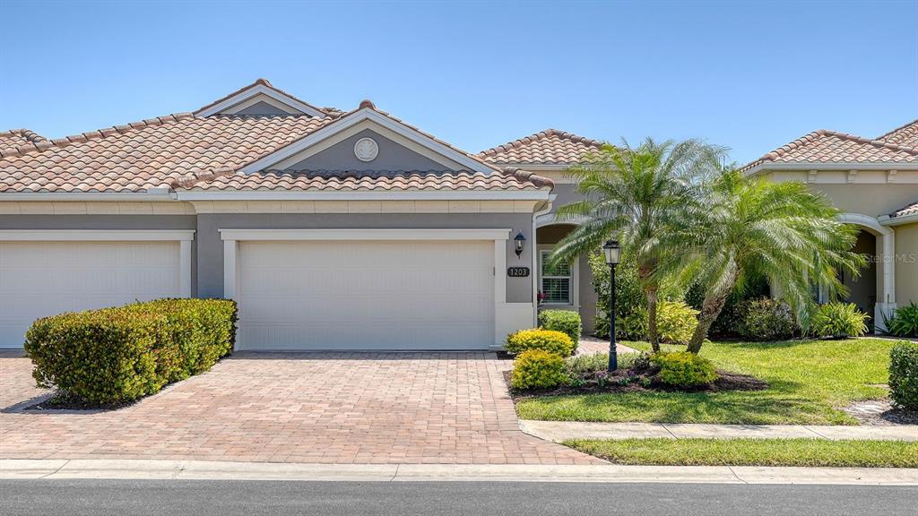 Bradenton, Florida, 34209, United States, 2 Bedrooms Bedrooms, ,2 BathroomsBathrooms,Residential,For Sale,1785001