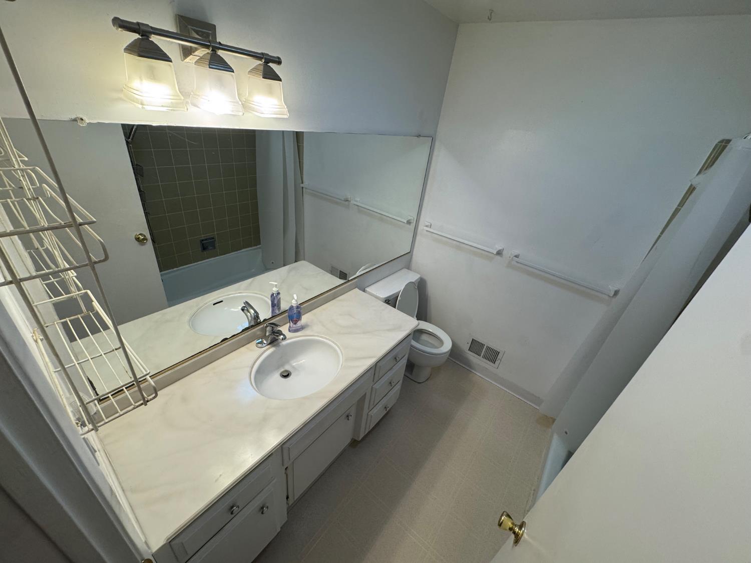 Fair Oaks, California, 95628, United States, 4 Bedrooms Bedrooms, ,3 BathroomsBathrooms,Residential,For Sale,1937140
