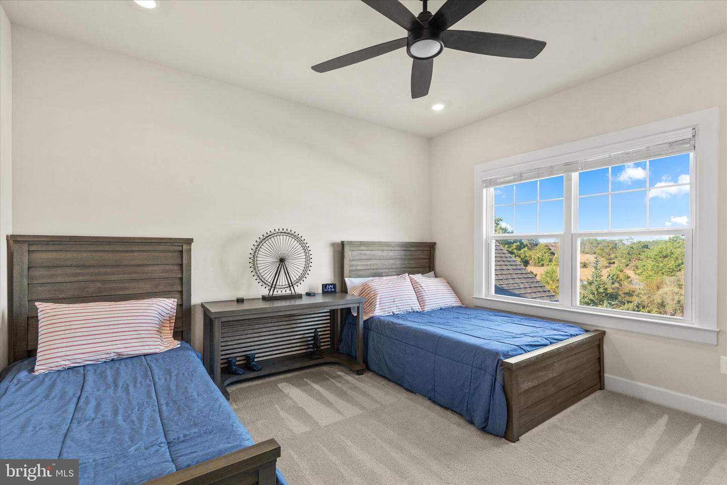 Berlin, Maryland, 21811, United States, 5 Bedrooms Bedrooms, ,4 BathroomsBathrooms,Residential,For Sale,1989737