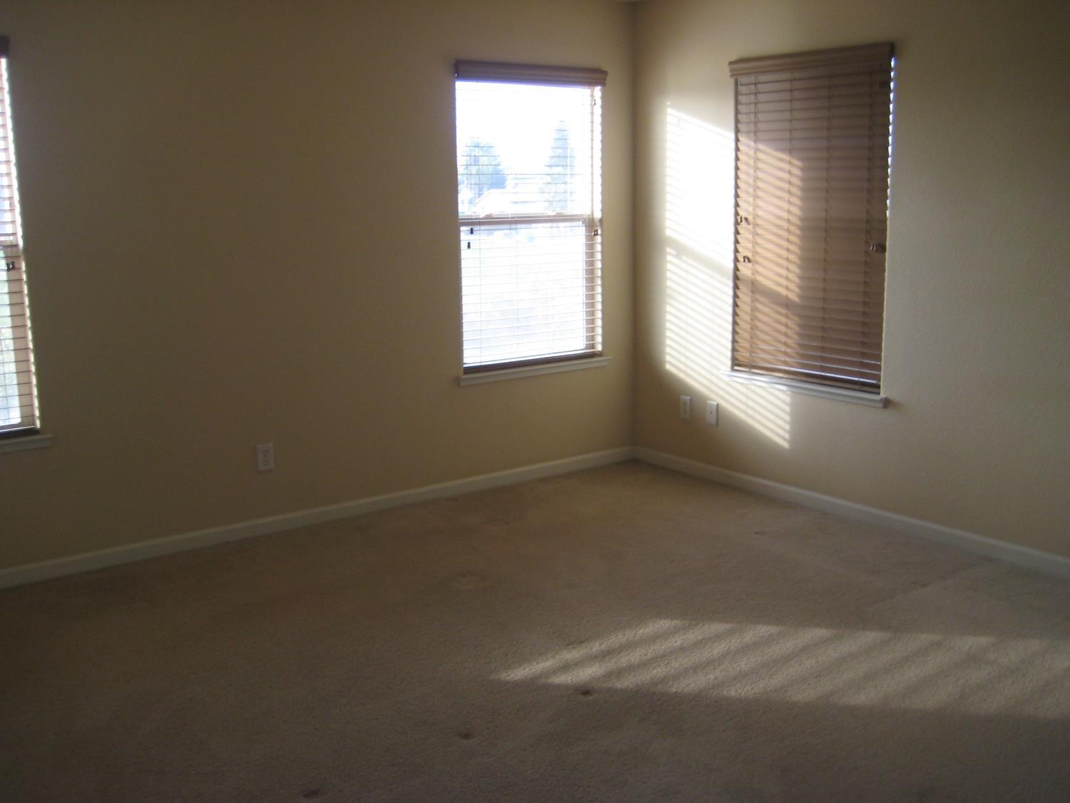 Live Oak, California, 95953, United States, 6 Bedrooms Bedrooms, ,4 BathroomsBathrooms,Residential,For Sale,2012382