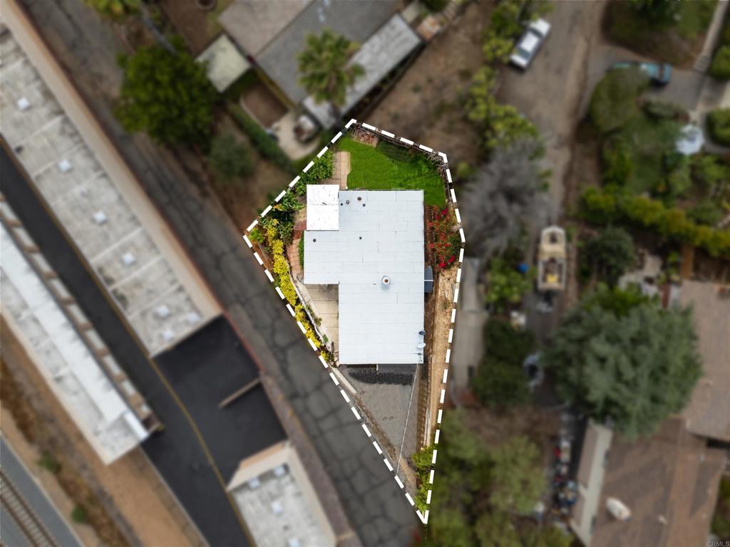 Vista, California, 92083, United States, 5 Bedrooms Bedrooms, ,2 BathroomsBathrooms,Residential,For Sale,1993594