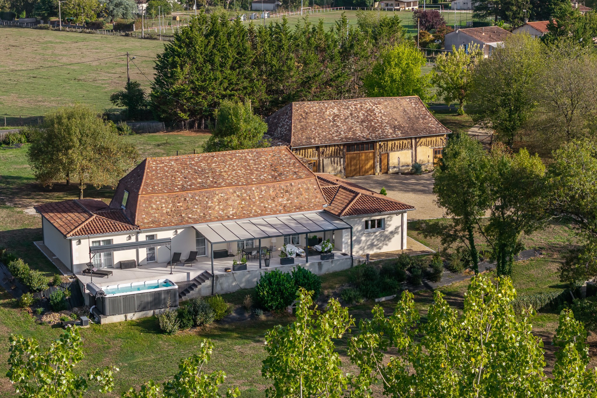  a reimagined périgord home, where  nature meets the art of living - 物件實景