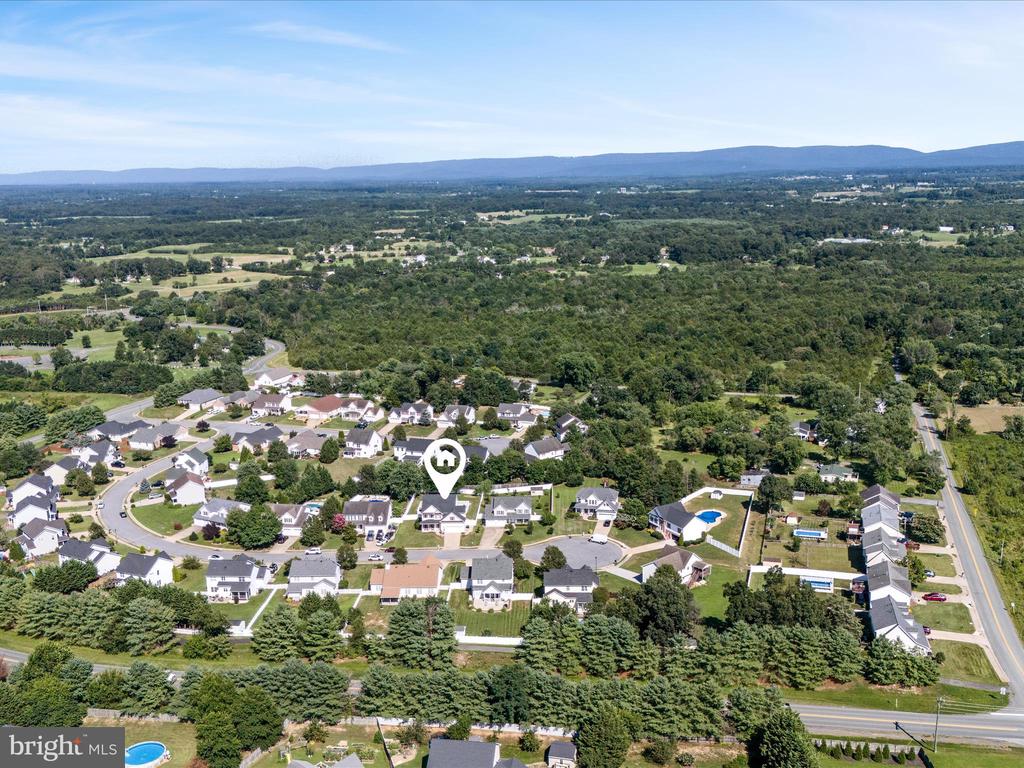 Stephens City, Virginia, 22655, United States, 4 Bedrooms Bedrooms, ,4 BathroomsBathrooms,Residential,For Sale,1905716
