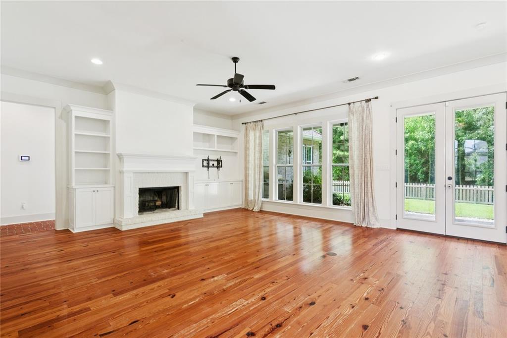 Covington, Louisiana, 70433, United States, 4 Bedrooms Bedrooms, ,3 BathroomsBathrooms,Residential,For Sale,1885201