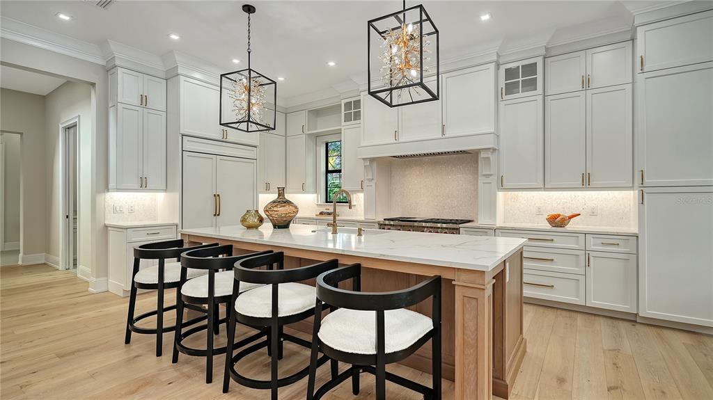 Sarasota, Florida, 34242, United States, 4 Bedrooms Bedrooms, ,6 BathroomsBathrooms,Residential,For Sale,2003081