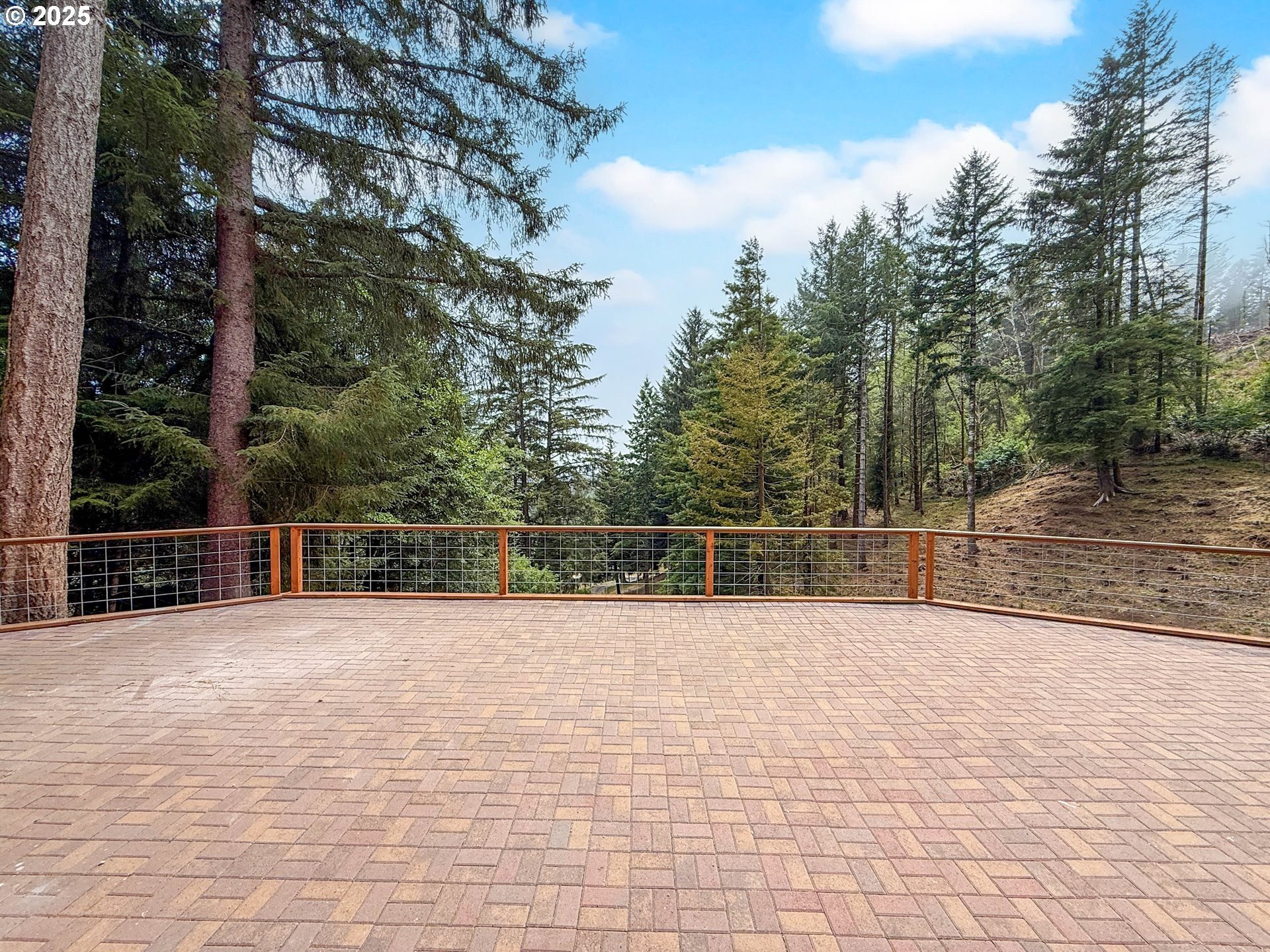 Brookings, Oregon, 97415, United States, 4 Bedrooms Bedrooms, ,2 BathroomsBathrooms,Residential,For Sale,1982751