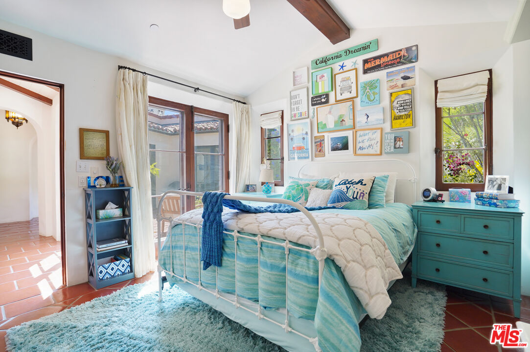 Malibu, California, 90265, United States, 3 Bedrooms Bedrooms, ,4 BathroomsBathrooms,Residential,For Sale,1846867
