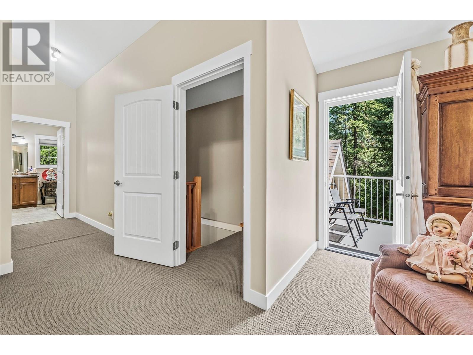 TAPPEN, British Columbia, V0E 2X2, CA, 2 Bedrooms Bedrooms, ,2 BathroomsBathrooms,Residential,For Sale,1868276