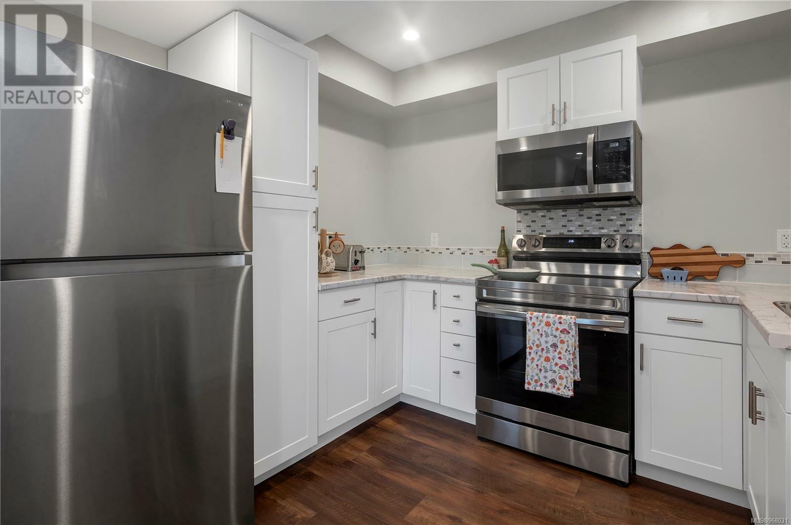 CAMPBELL RIVER, British Columbia, V9H 1V3, CA, 6 Bedrooms Bedrooms, ,4 BathroomsBathrooms,Residential,For Sale,1874294