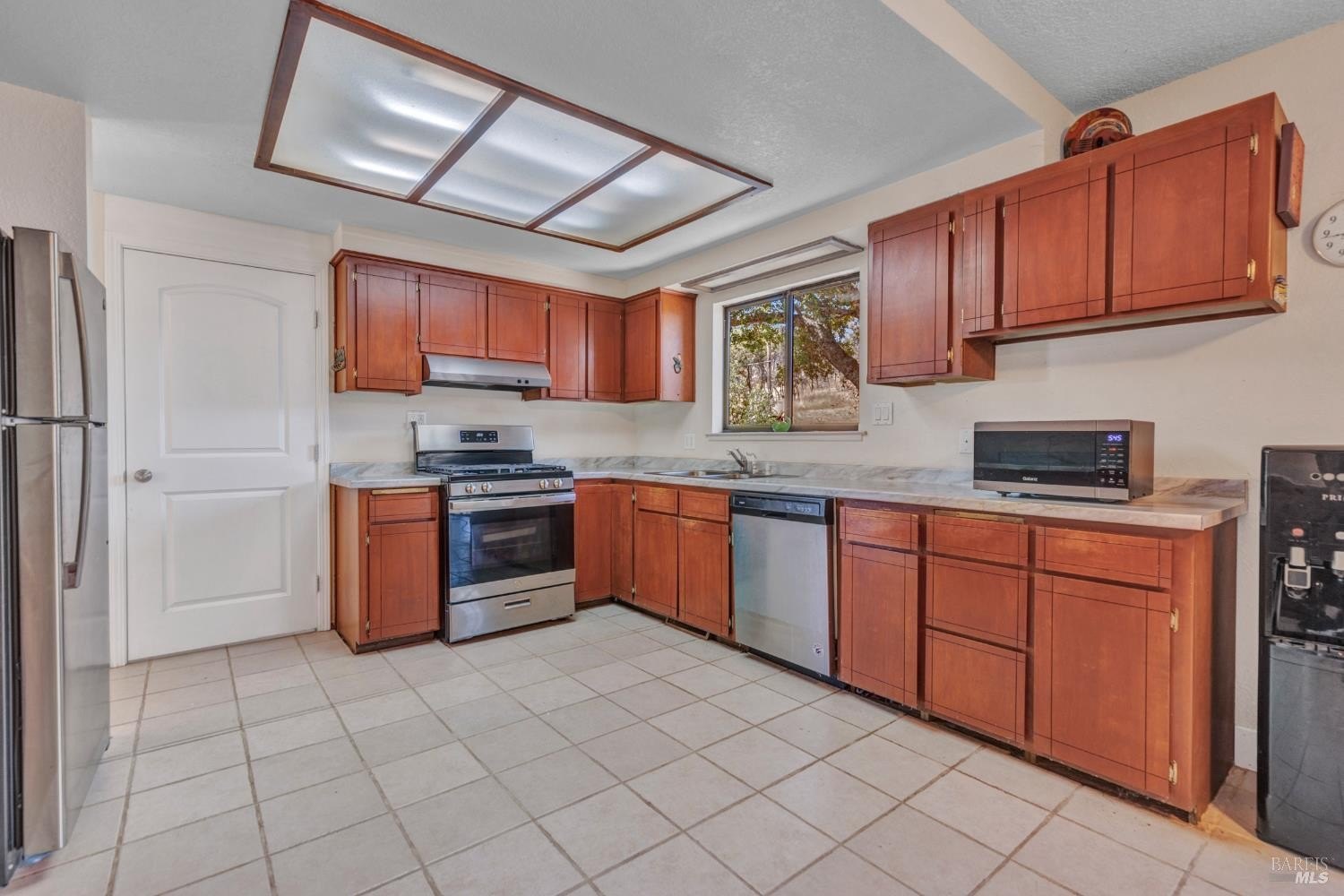 St. Helena, California, 94574, United States, 3 Bedrooms Bedrooms, ,2 BathroomsBathrooms,Residential,For Sale,1906770