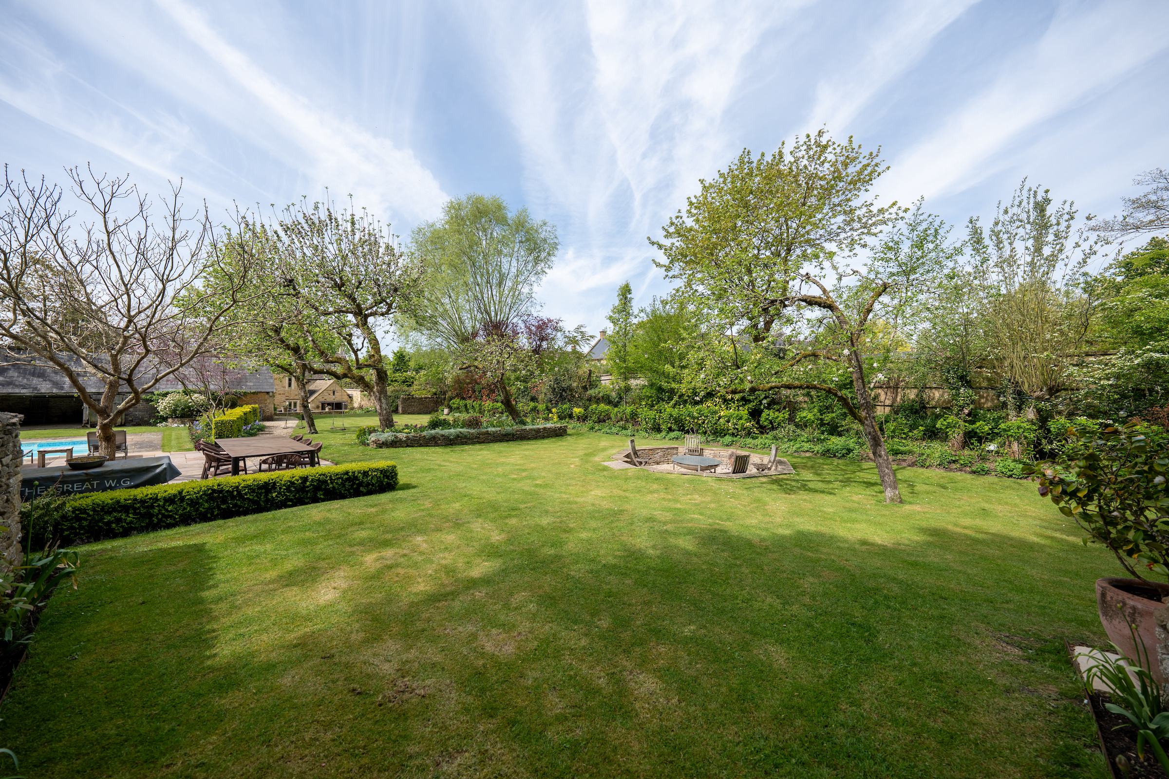  A quintessential Cotswold home in one of the most desirable villages - 物件實景