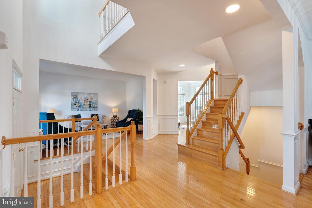 Lorton, Virginia, 22079, United States, 5 Bedrooms Bedrooms, ,4 BathroomsBathrooms,Residential,For Sale,2001485