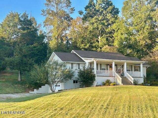Rockwood, Tennessee, 37854, United States, 4 Bedrooms Bedrooms, ,3 BathroomsBathrooms,Residential,For Sale,2011403