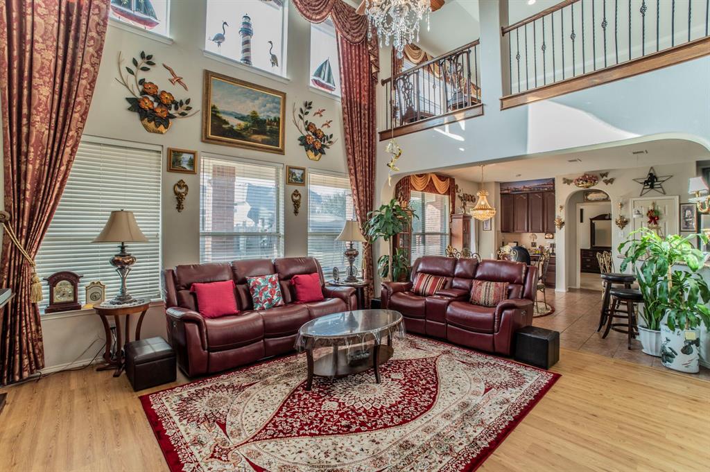 Grand Prairie, Texas, 75052, United States, 4 Bedrooms Bedrooms, ,4 BathroomsBathrooms,Residential,For Sale,2005863