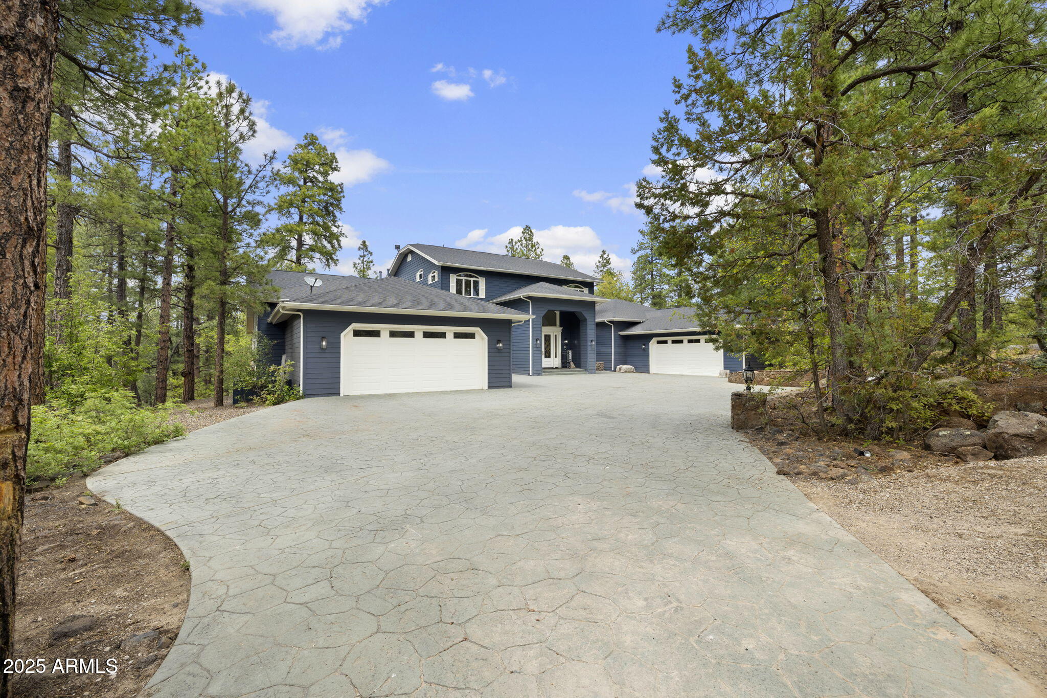 Munds Park, Arizona, 86017, United States, 5 Bedrooms Bedrooms, ,4 BathroomsBathrooms,Residential,For Sale,1932154
