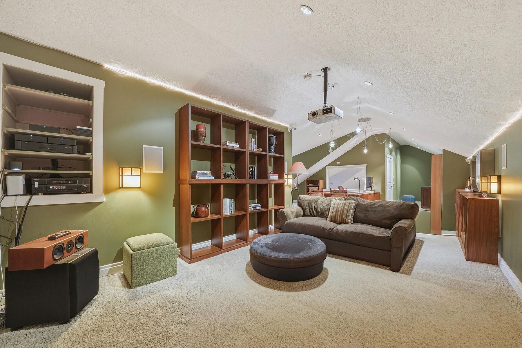  Fabulous Upscale Home - 物件實景