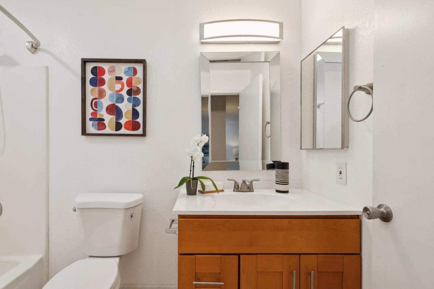 San Bruno, California, 94066, United States, 2 Bedrooms Bedrooms, ,2 BathroomsBathrooms,Residential,For Sale,1856521