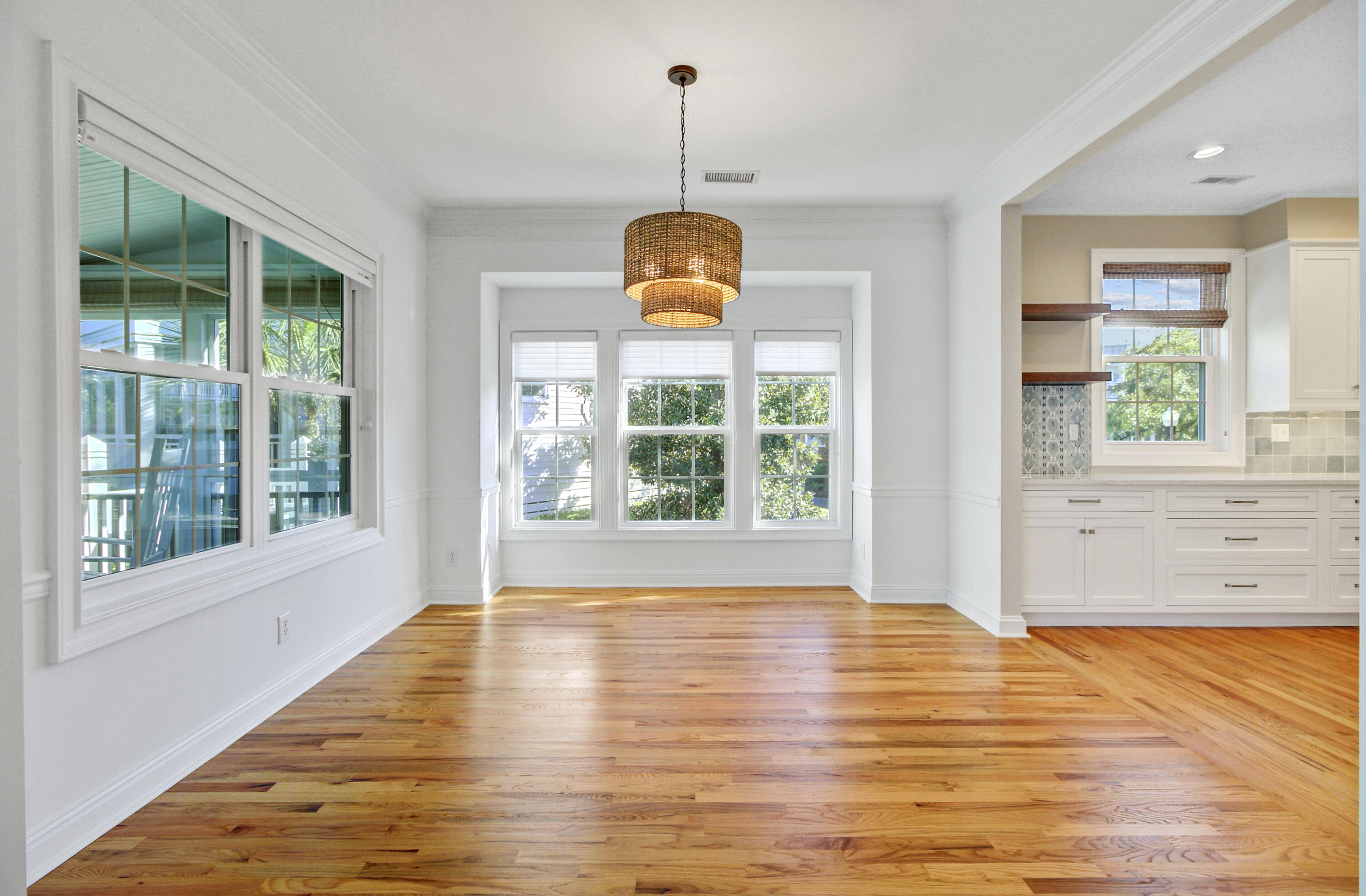 Mount Pleasant, South Carolina, 29464, United States, 3 Bedrooms Bedrooms, ,3 BathroomsBathrooms,Residential,For Sale,1992049