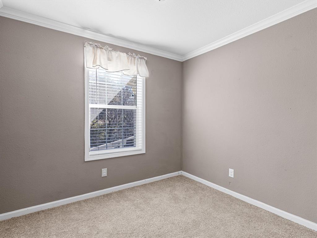 Lake Bridgeport, Texas, 76426, United States, 3 Bedrooms Bedrooms, ,2 BathroomsBathrooms,Residential,For Sale,1983036