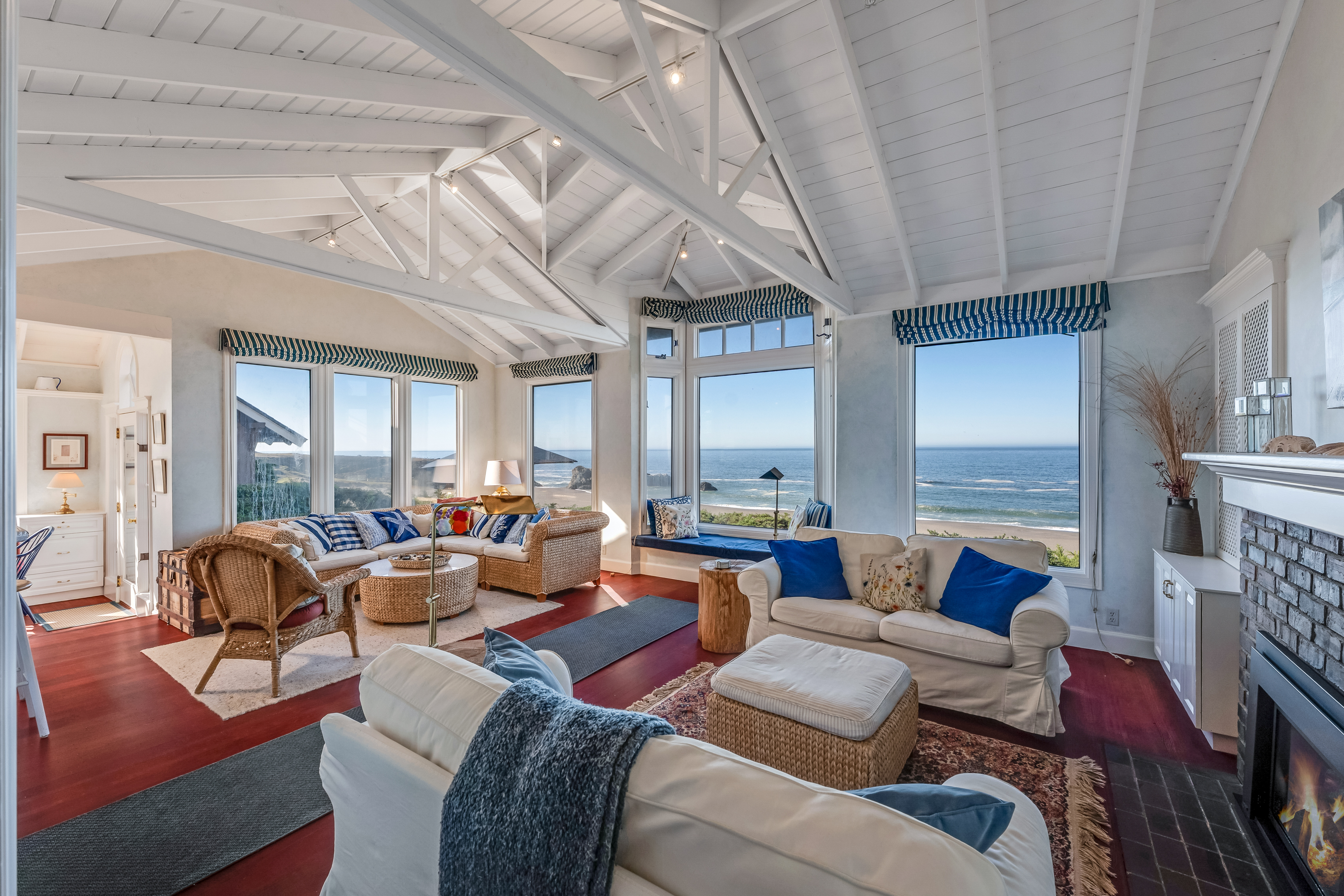  7141 Cliff Avenue, Bodega Bay, CA 94923 - 物件實景
