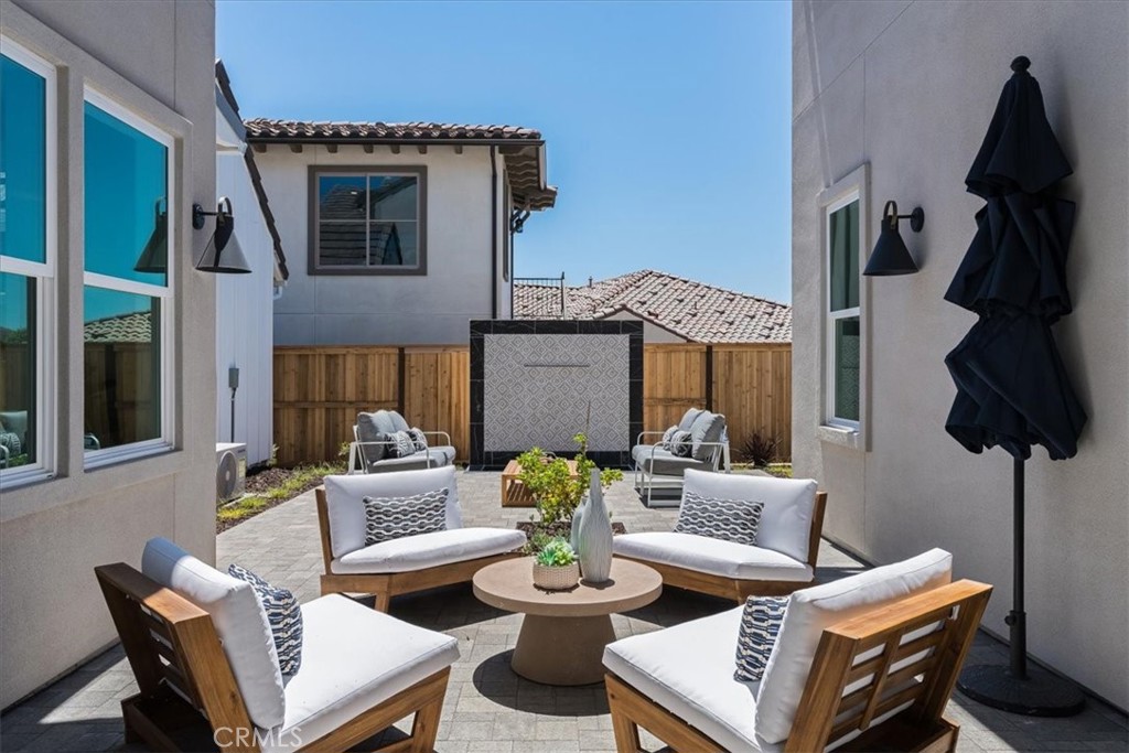 San Luis Obispo, California, 93401, United States, 5 Bedrooms Bedrooms, ,6 BathroomsBathrooms,Residential,For Sale,2001522