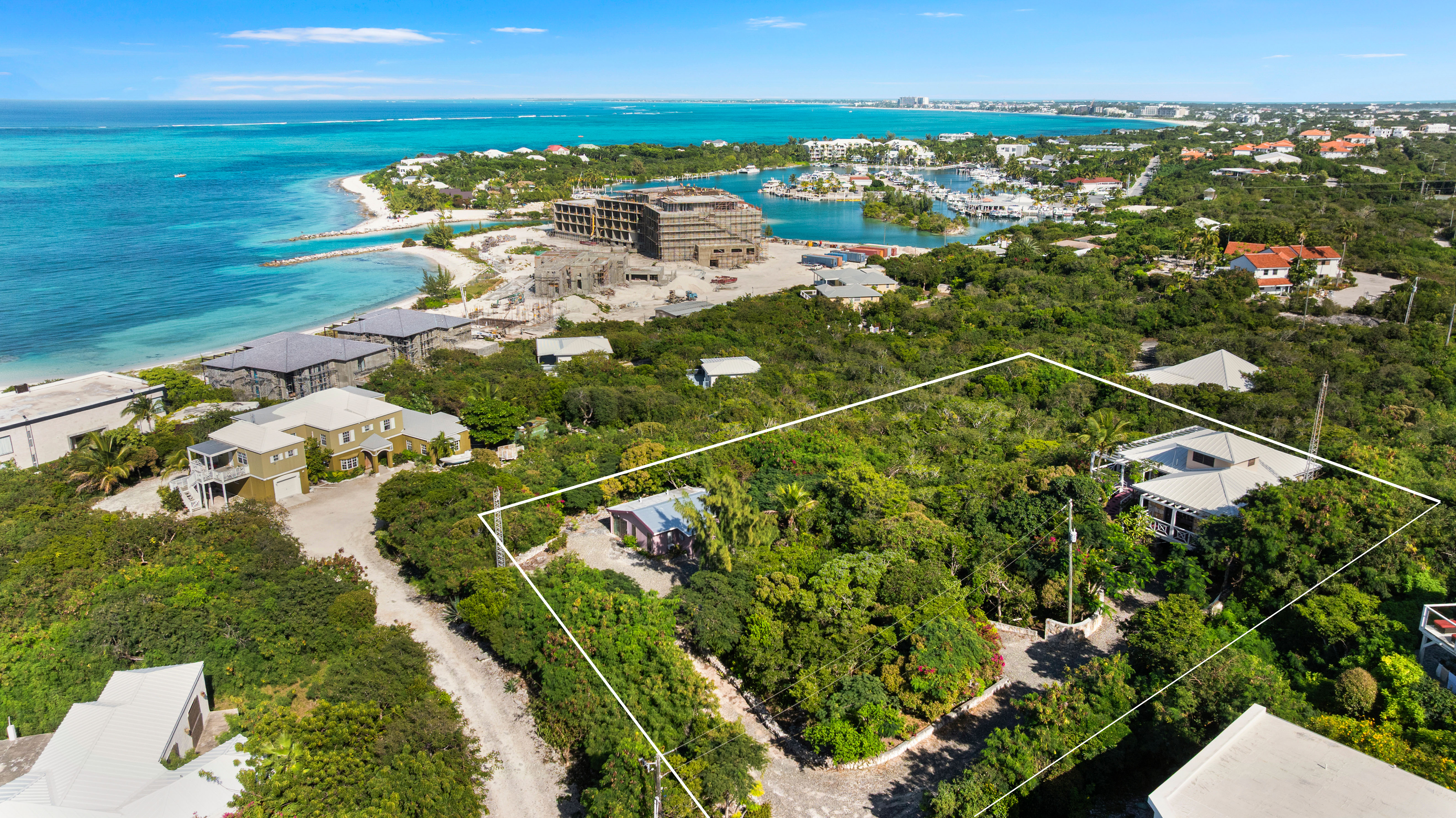  Poinciana Hill - 物件實景