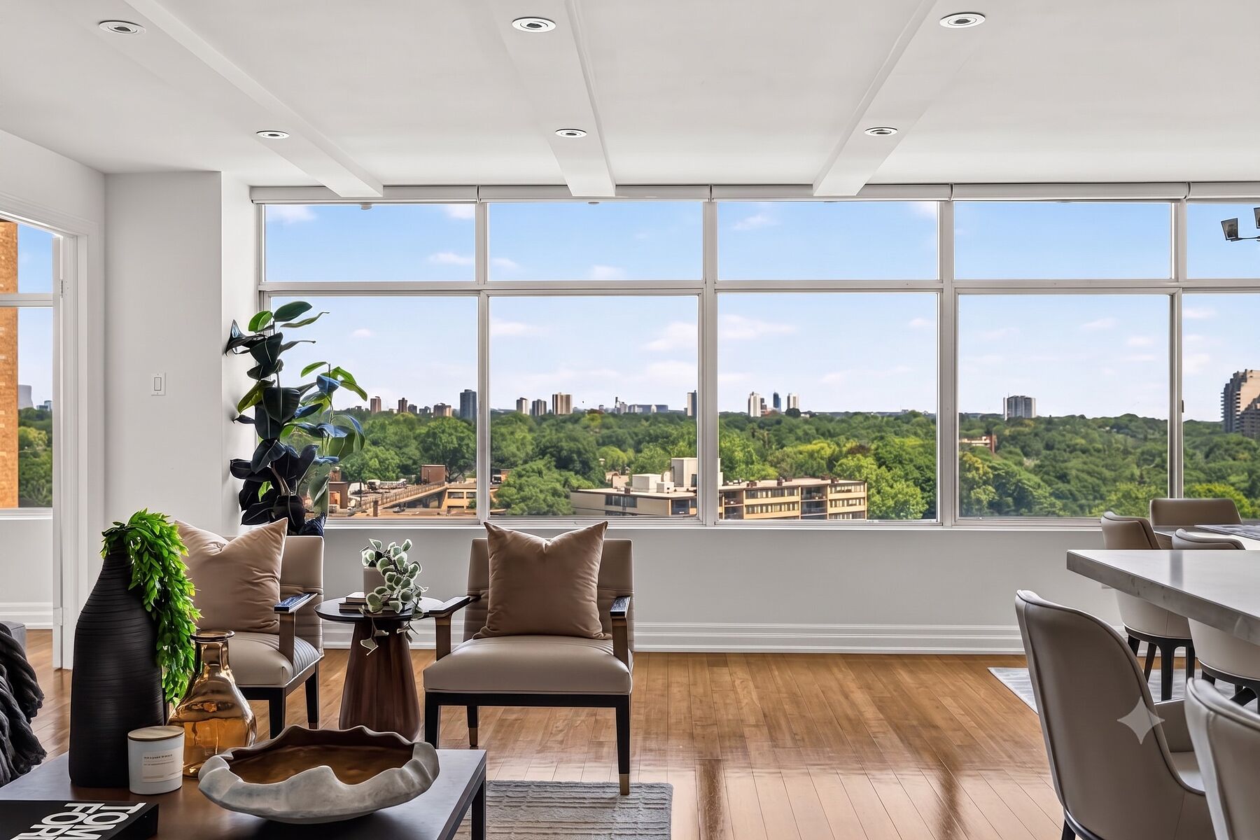  Residences at 900 Yonge - 物件實景
