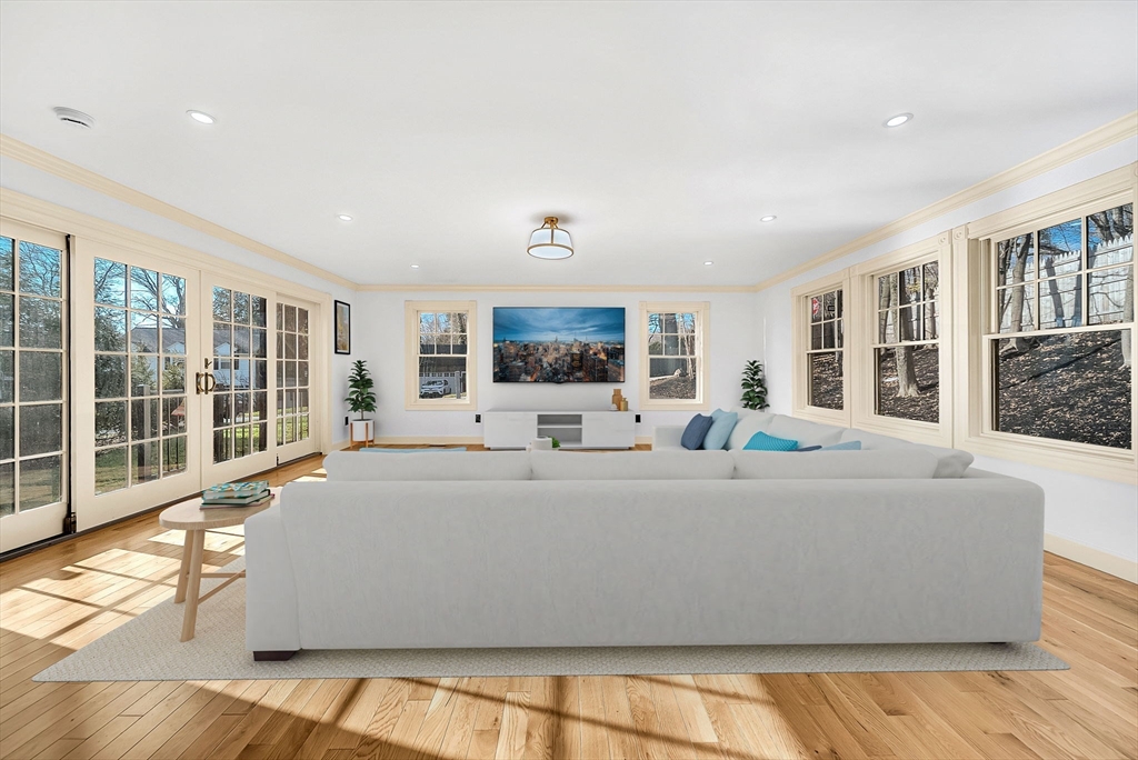 Wellesley, Massachusetts, 02481, United States, 5 Bedrooms Bedrooms, ,5 BathroomsBathrooms,Residential,For Sale,2001745