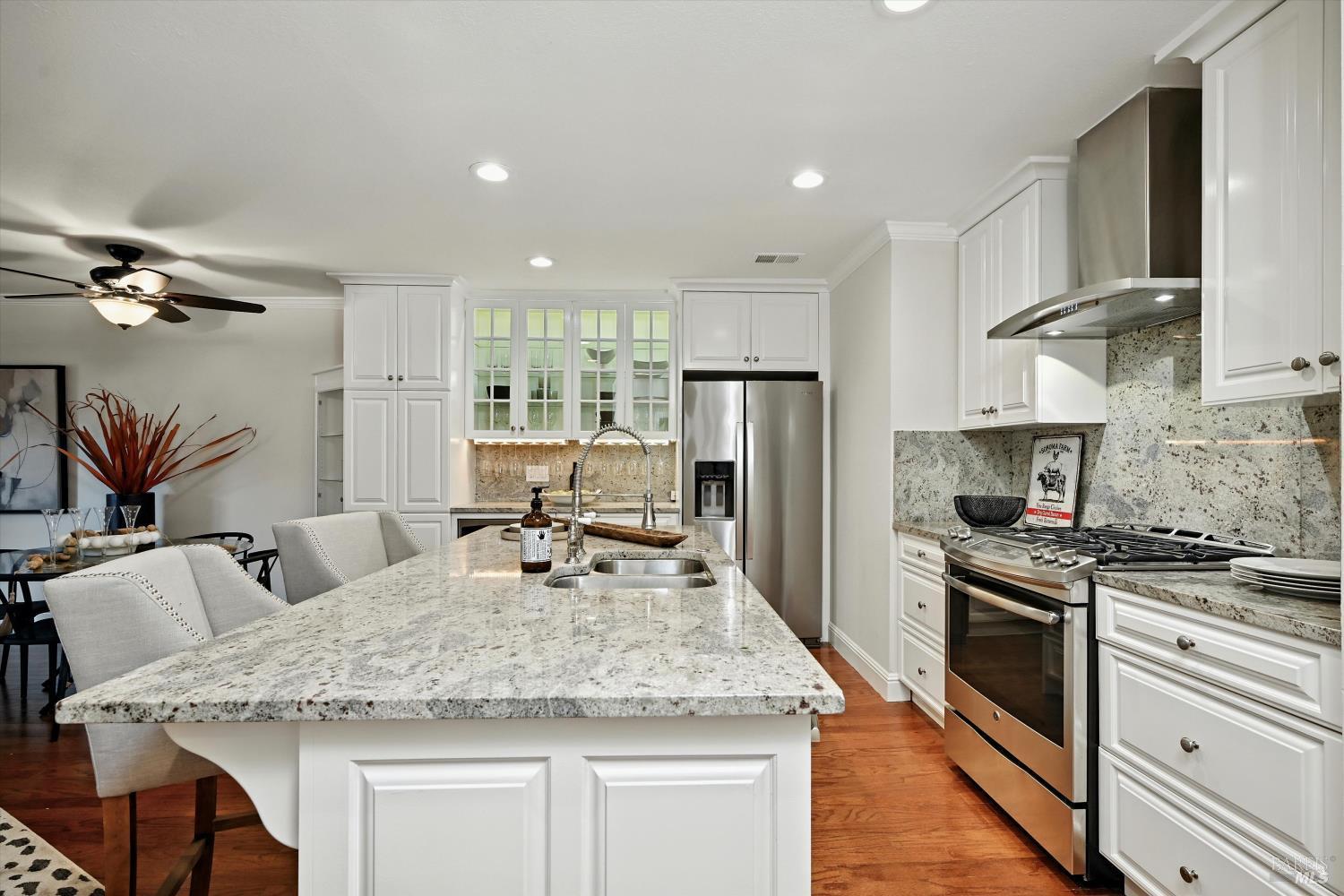 Yountville, California, 94599, United States, 2 Bedrooms Bedrooms, ,2 BathroomsBathrooms,Residential,For Sale,1941662