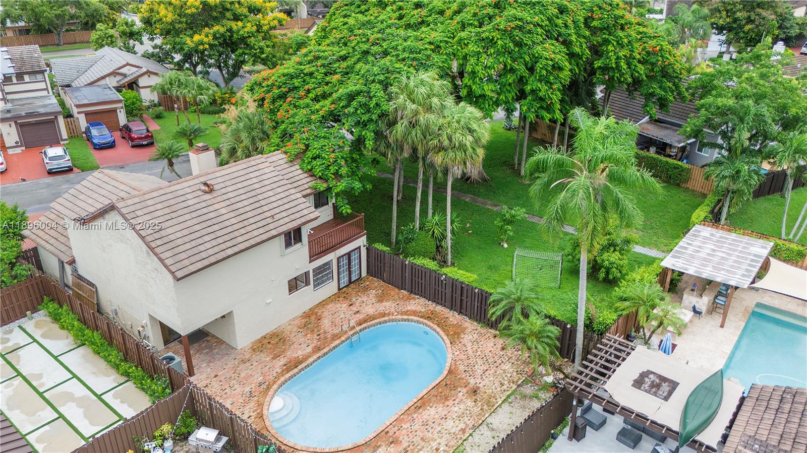 Miami, Florida, 33196, United States, 3 Bedrooms Bedrooms, ,3 BathroomsBathrooms,Residential,For Sale,1965722