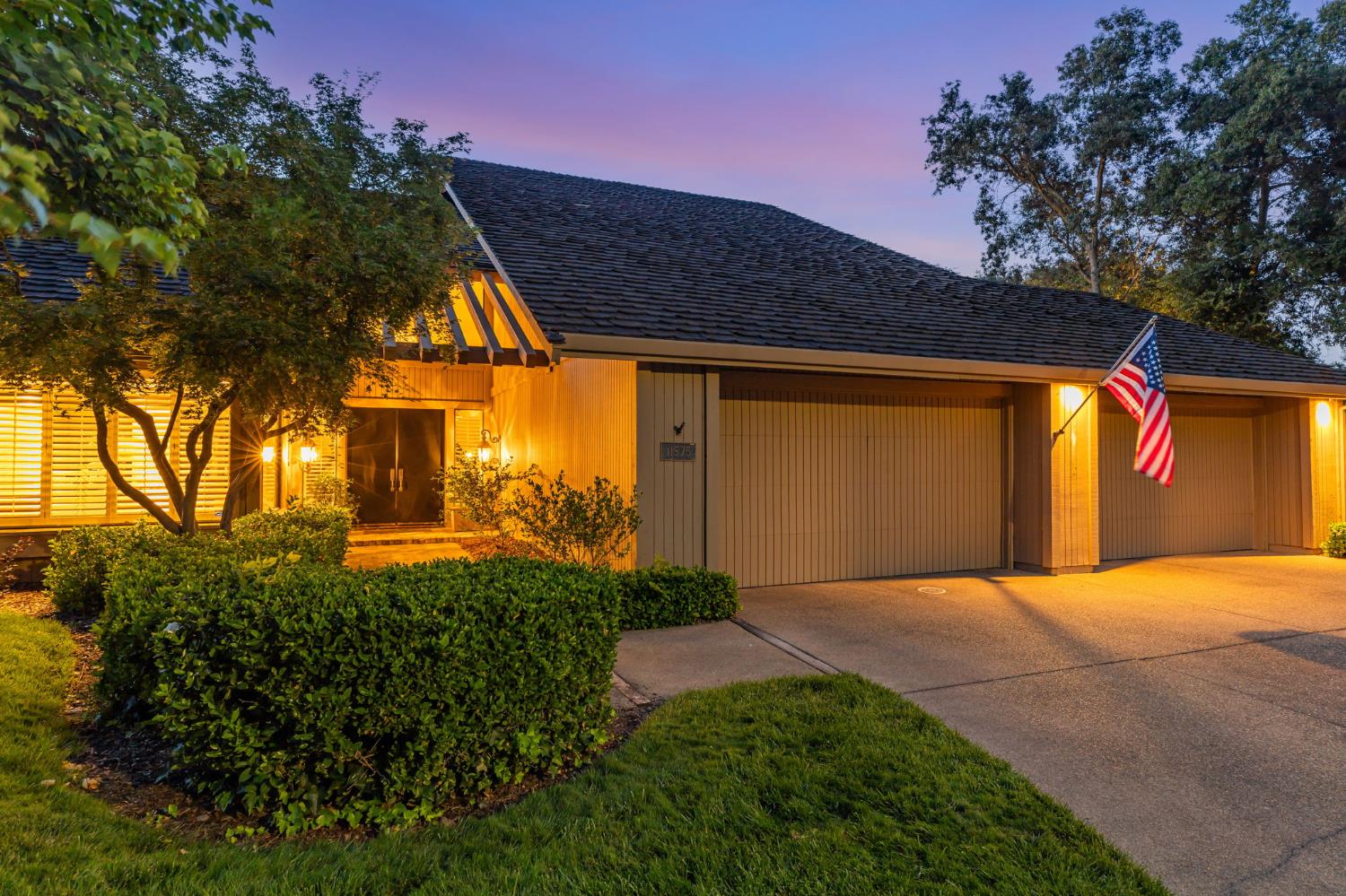 Gold River, California, 95670, United States, 4 Bedrooms Bedrooms, ,5 BathroomsBathrooms,Residential,For Sale,1987751