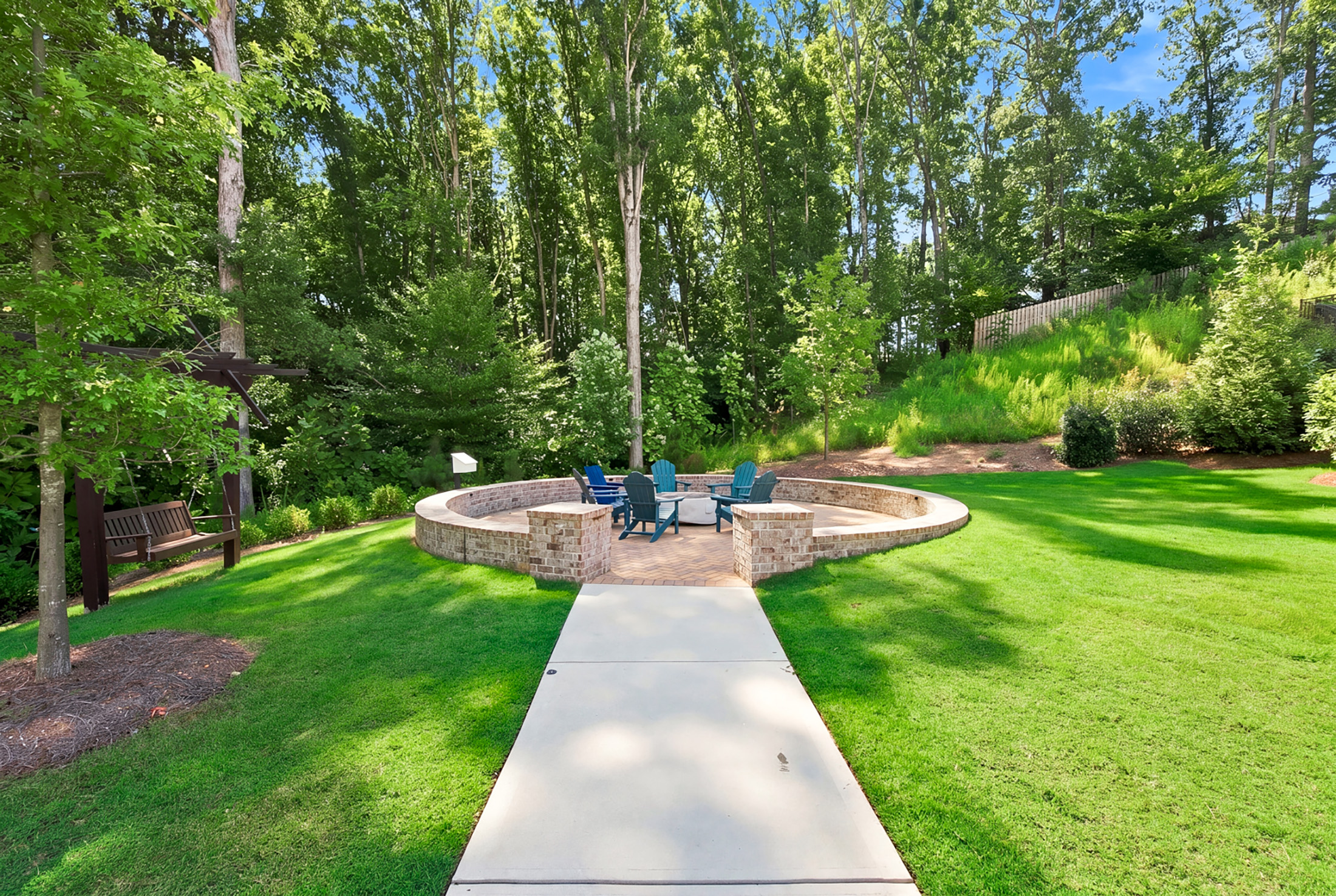  Beautifully Maintained Townhome In River Green - 物件實景