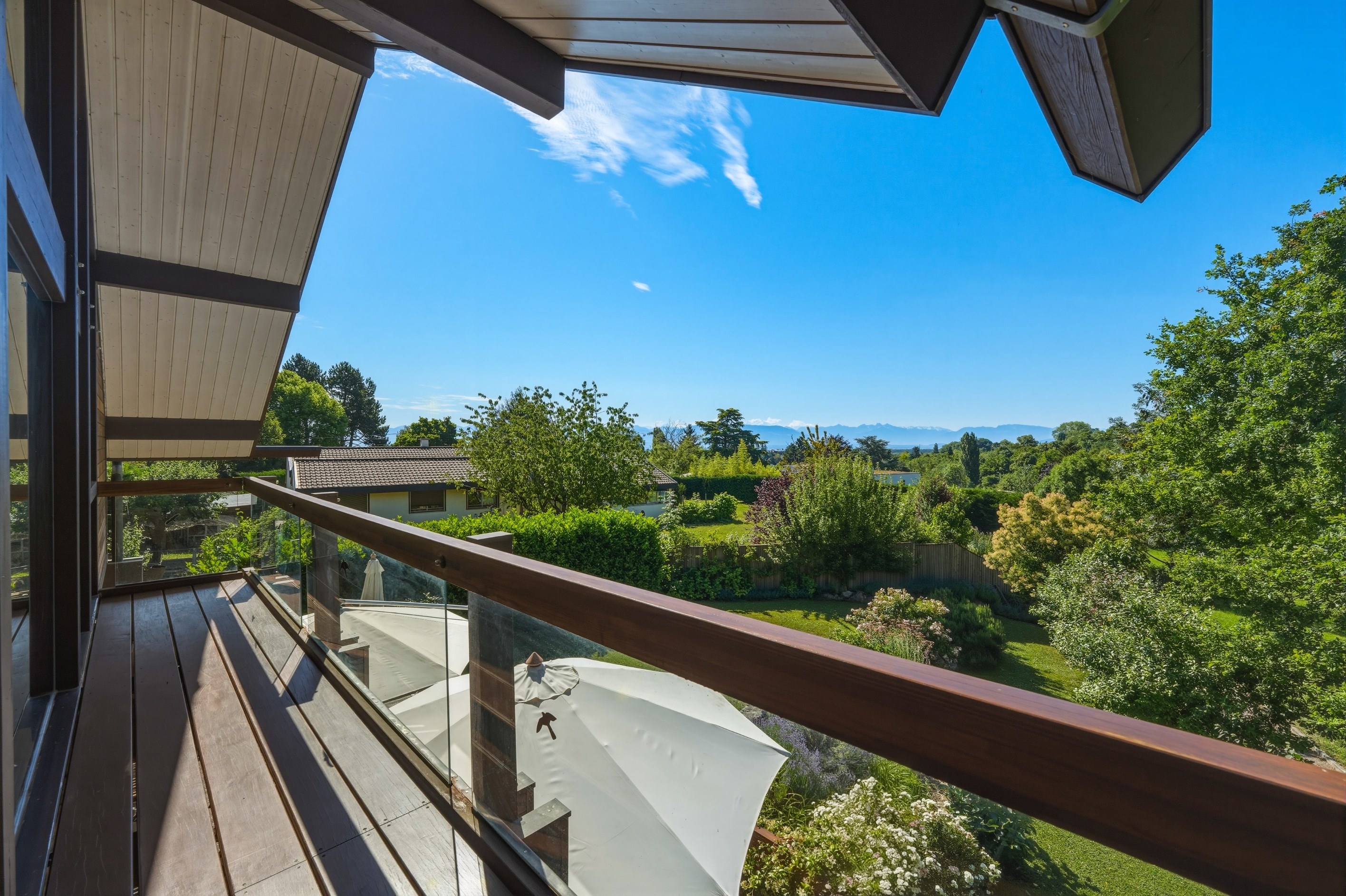  AXE&D Architect-Designed Villa with Indoor Swimming Pool and Mont Blanc Views - 物件實景