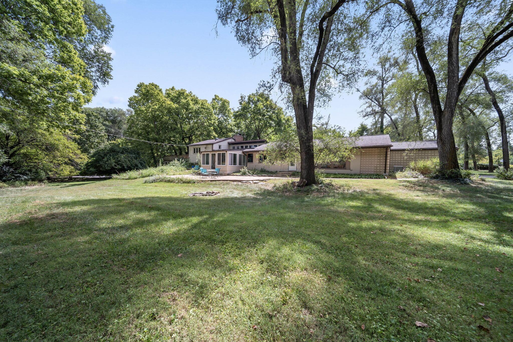 Columbus, Ohio, 43221, United States, 3 Bedrooms Bedrooms, ,4 BathroomsBathrooms,Residential,For Sale,1951333