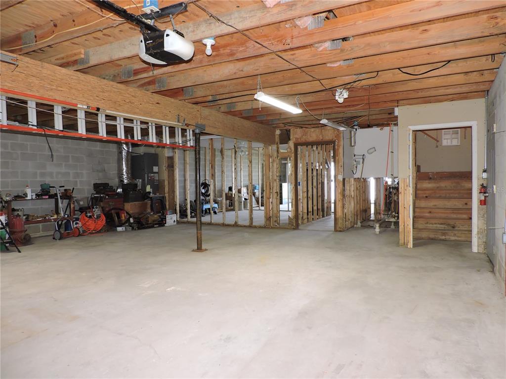 Sanford, Florida, 32773, United States, 3 Bedrooms Bedrooms, ,2 BathroomsBathrooms,Residential,For Sale,1901091