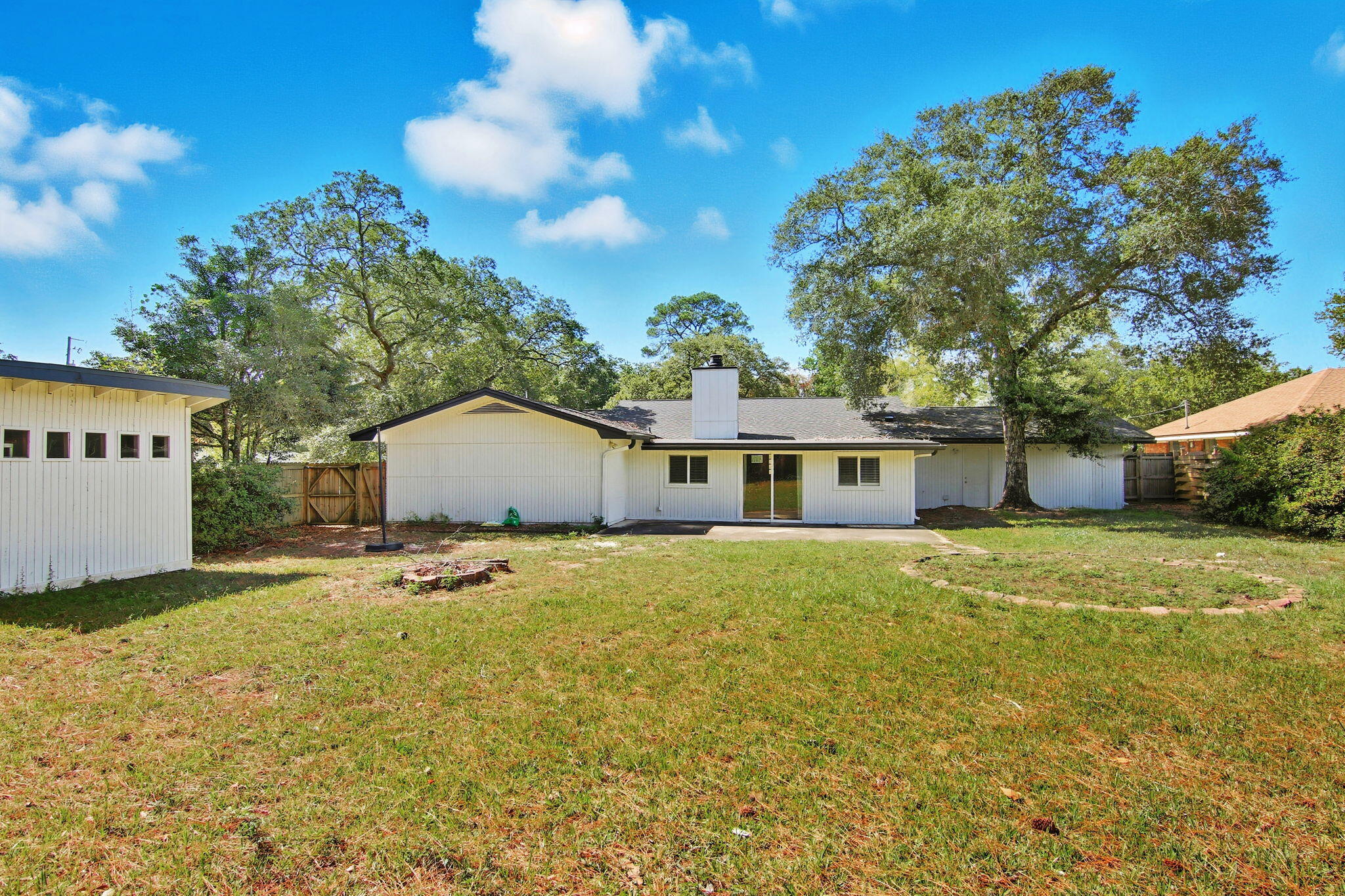 Niceville, Florida, 32578, United States, 4 Bedrooms Bedrooms, ,2 BathroomsBathrooms,Residential,For Sale,1961467