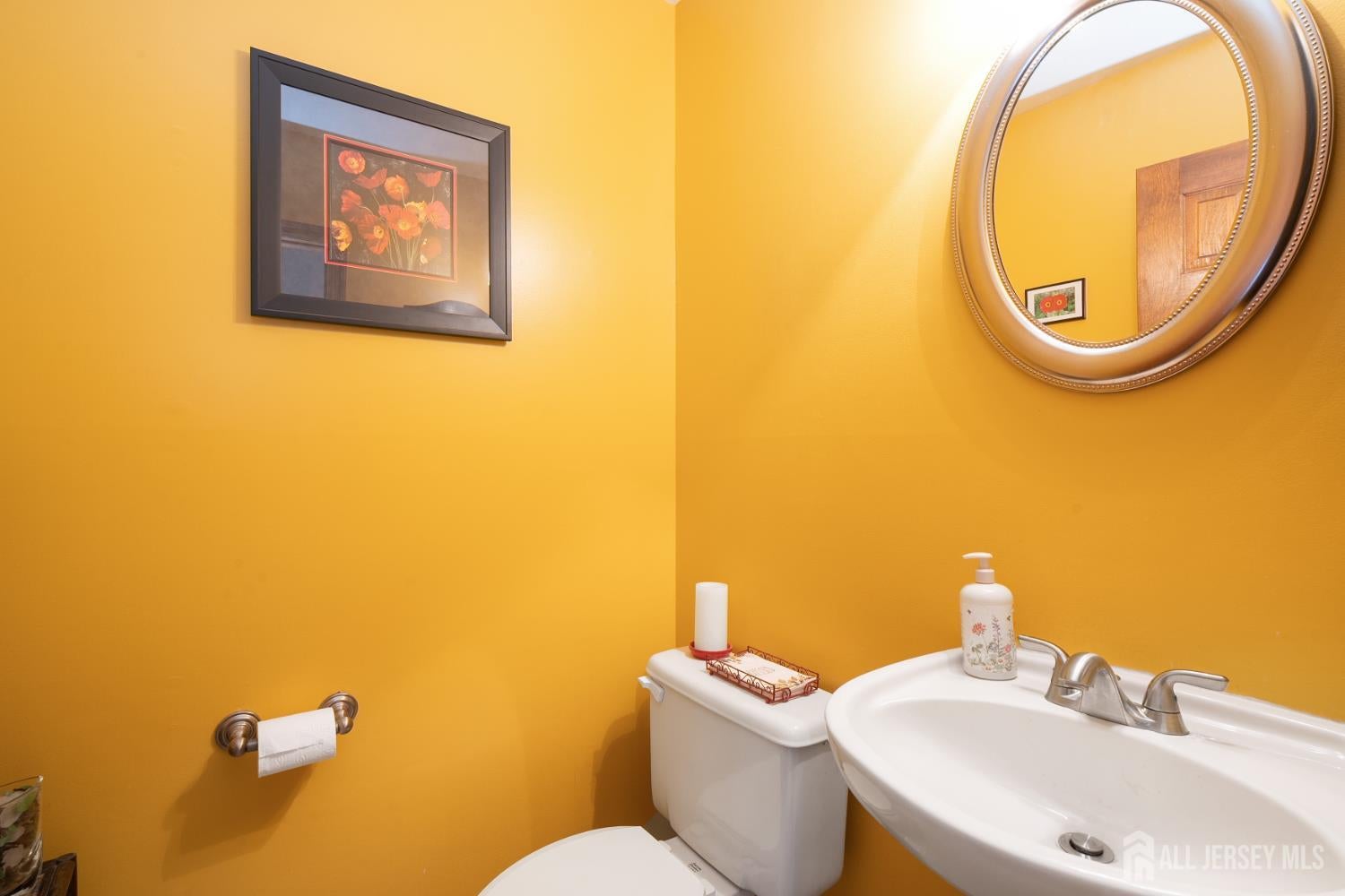 Piscataway, New Jersey, 08854, United States, 4 Bedrooms Bedrooms, ,3 BathroomsBathrooms,Residential,For Sale,1979846