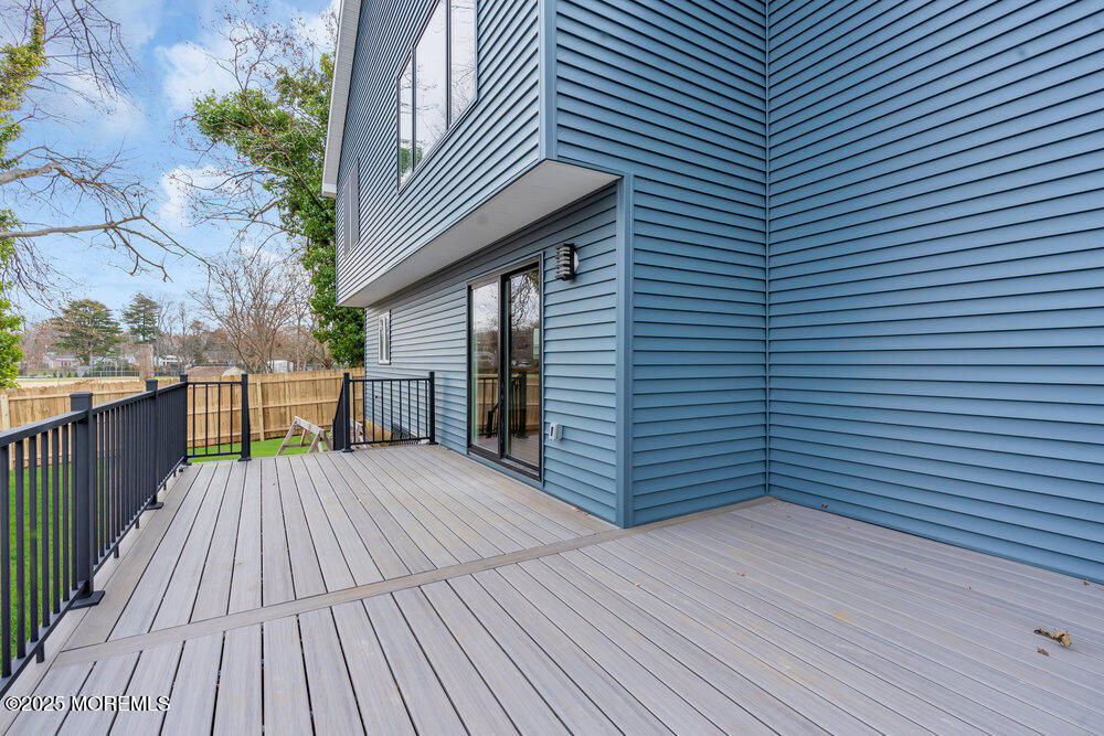 Shrewsbury Boro, New Jersey, 07702, United States, 4 Bedrooms Bedrooms, ,3 BathroomsBathrooms,Residential,For Sale,2001702