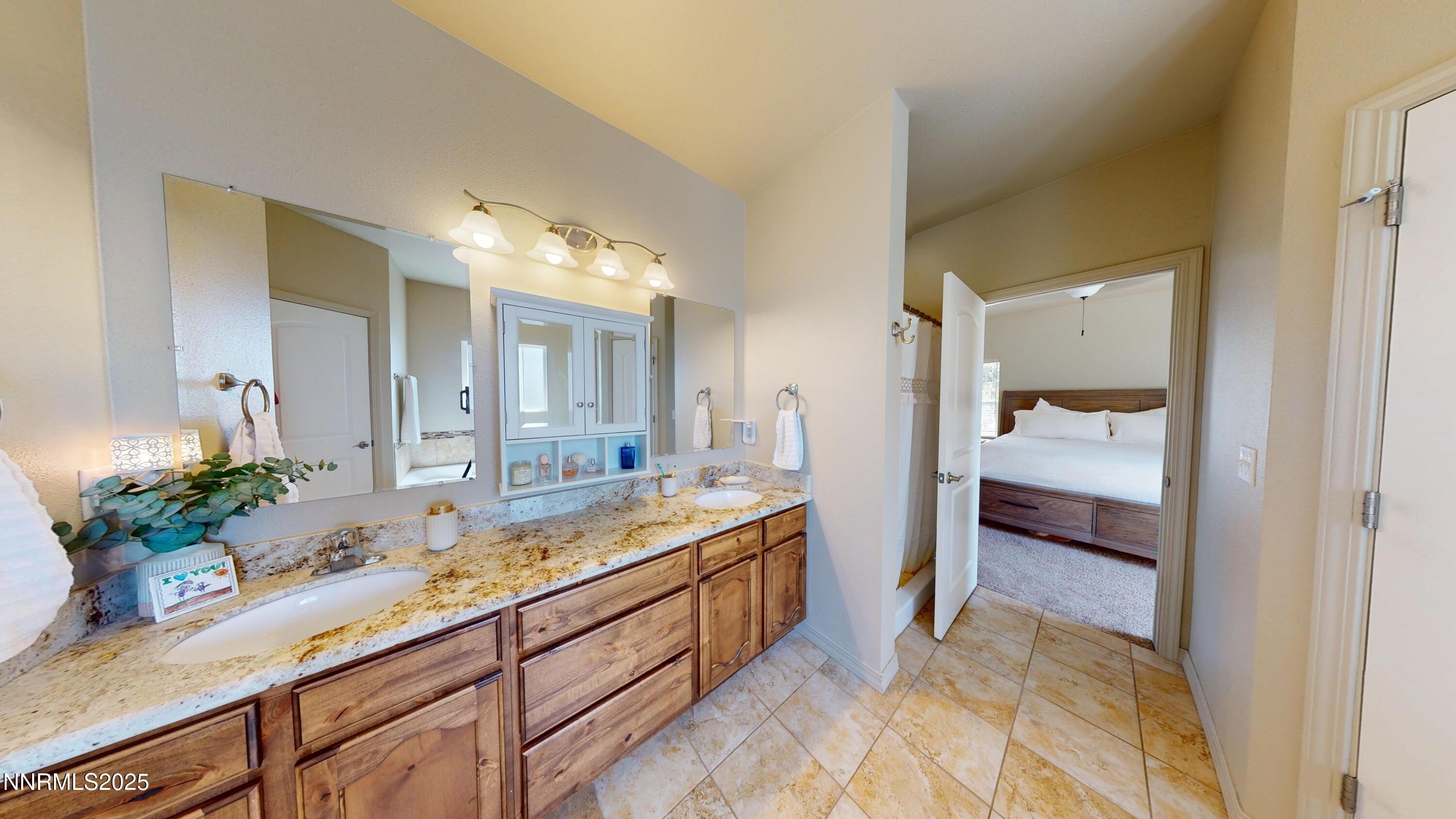 Winnemucca, Nevada, 89445, United States, 4 Bedrooms Bedrooms, ,2 BathroomsBathrooms,Residential,For Sale,1982205