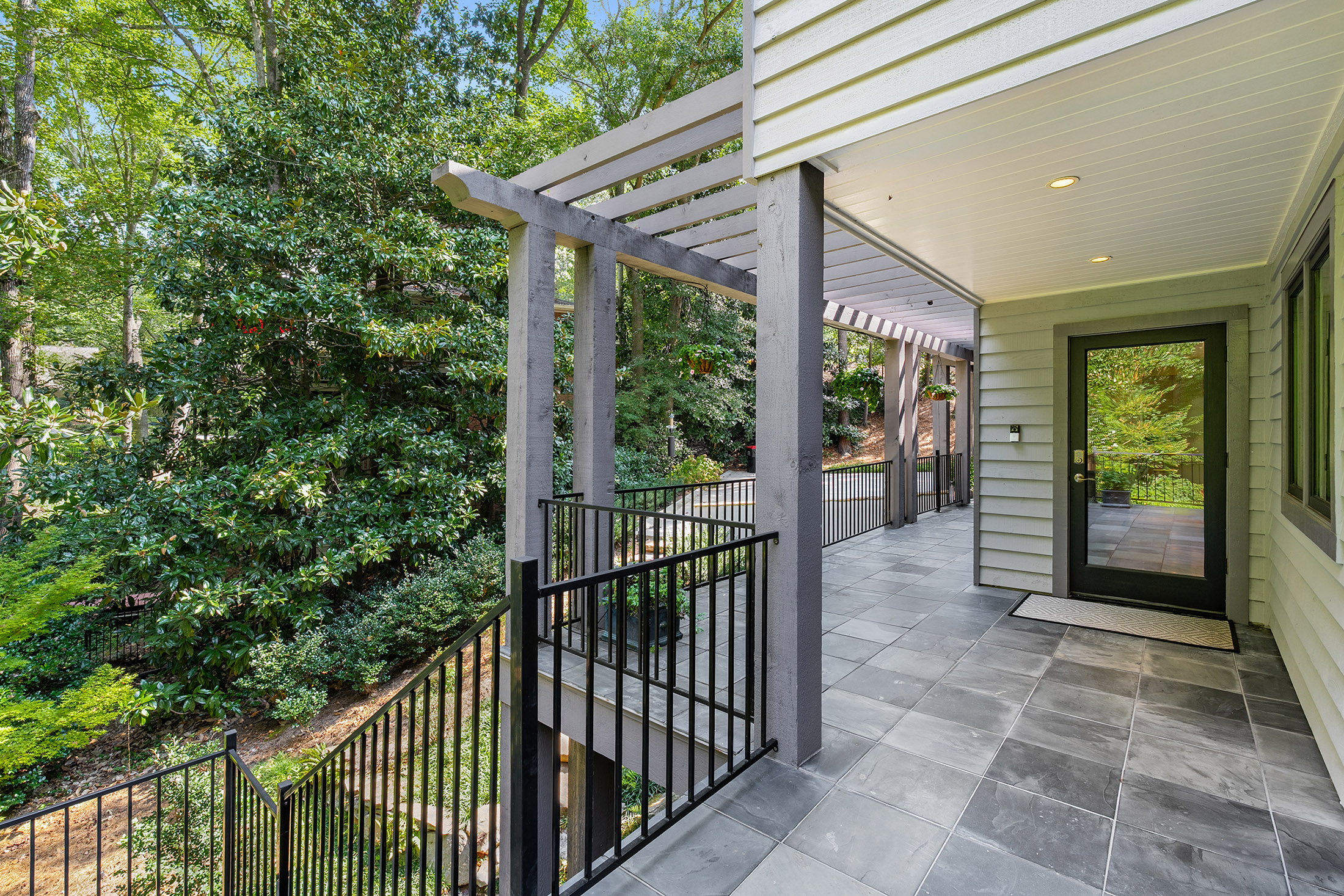  Expanded and Renovated Contemporary Vinings Home - 物件實景